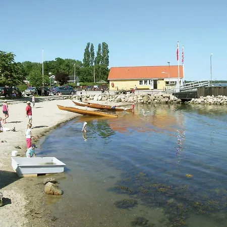 4 Bedroom Beautiful In Rorvig