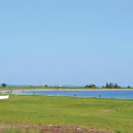 4 Bedroom Beautiful In *